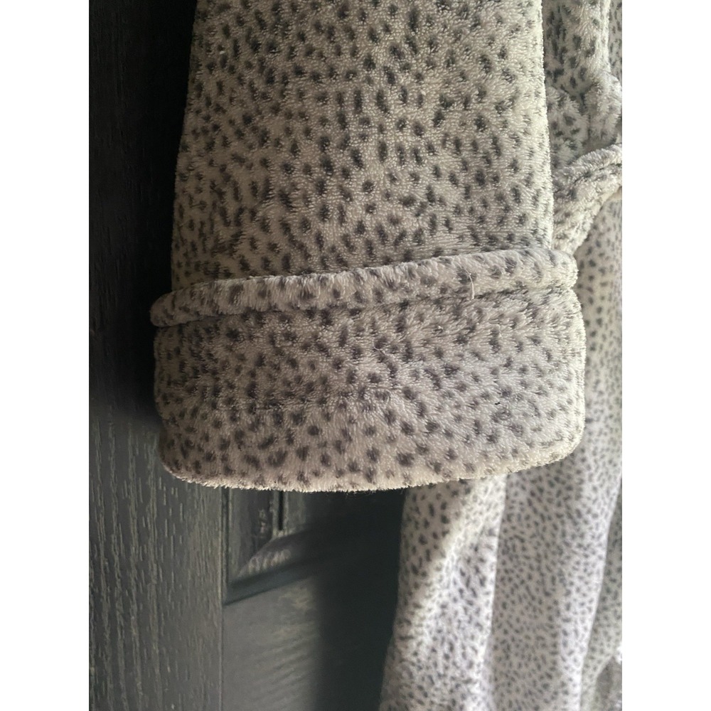 Oscar de la Renta Gray Leopard Print Fleece Belted Robe Women's L/XL - Picture 4 of 6